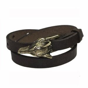 The ERER Wolf Bracelet - Silver is a dark brown leather wrap bracelet with a silver wolf head metal clasp. Its simple, rustic style and detailed finish make it an ideal, unique choice for any gift shop collection. Gate21.ee