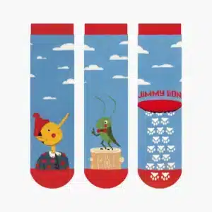Jimmy KIDS socks ALL: Three blue socks with white clouds, red toes and heels&mdash;featuring a long-nosed character in a red hat, a green cricket on a stump, and JIMMY LION text with heart-shaped grips. Great for gift shops seeking unique items. Gate21.ee