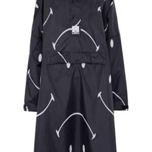 The Digi Spring raincoat is long, black, and hooded, with bold white curved arrows and dots. It features a front pocket and a collar label. Gate21.ee