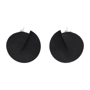A pair of round, black, flat earrings with a single diagonal crease on each, displayed against a plain white background. Gate21.ee