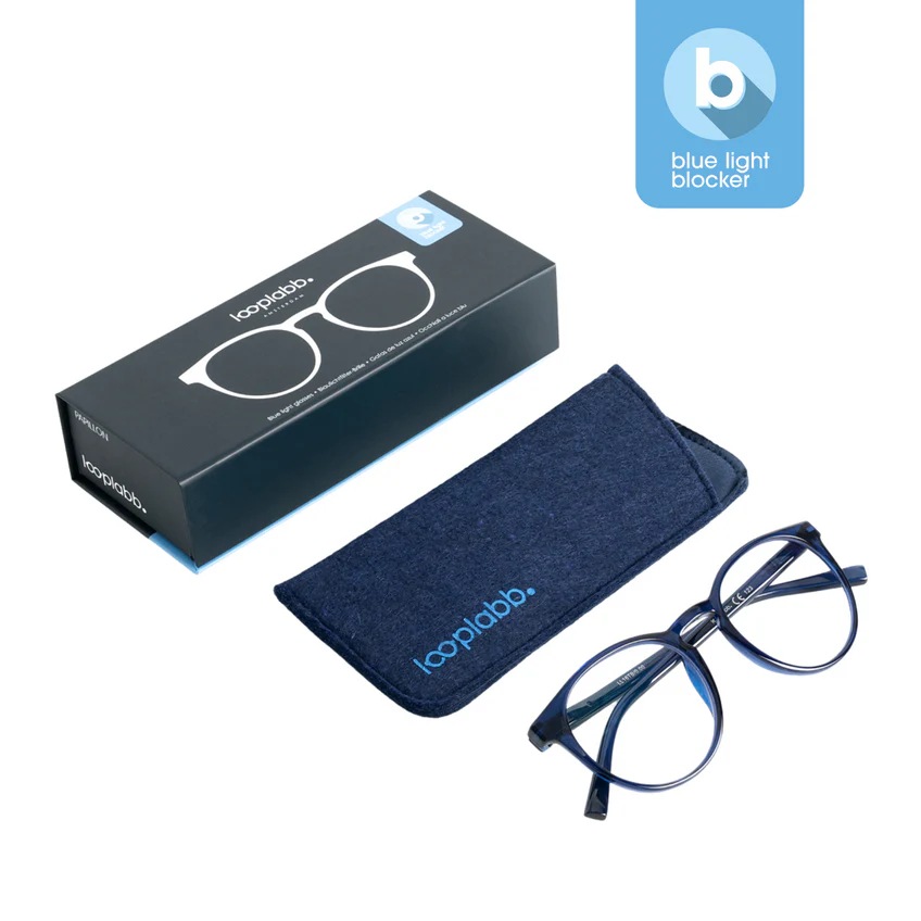 The PAPILLON - Blue Light - Marine Blue 0.0 spectacles, inspired by Estonian design, are pictured with a dark blue fabric case and product box. A blue light blocker badge is visible in the top right corner of the image. Gate21.ee