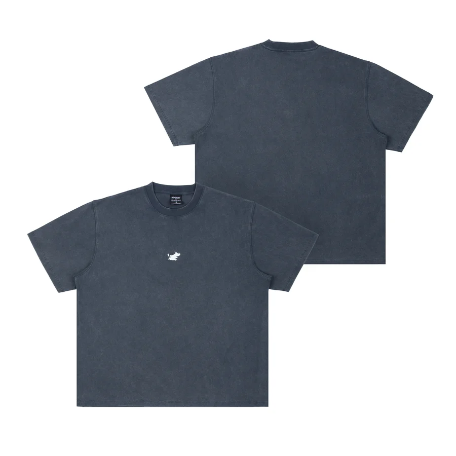 Front and back view of the Moomin Ts - Stone Wash Blue, a loose-fitting T-shirt with a small white embroidered animal logo on the front left chest, featuring short sleeves and a classic crew neck. Gate21.ee