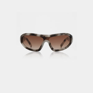 The Devon - Cookie Dough sunglasses by A. Kjærbede feature oversized, tortoiseshell-patterned frames and brown gradient lenses, shown against a plain white background. Gate21.ee
