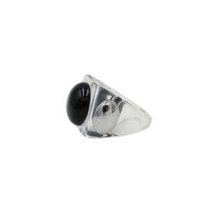 The Miss Nobody transparent/black ring features a modern Estonian design with two round stones—one black, one silver—set side by side on a sleek silver band, shown against a plain white background for a distinctive look. Gate21.ee