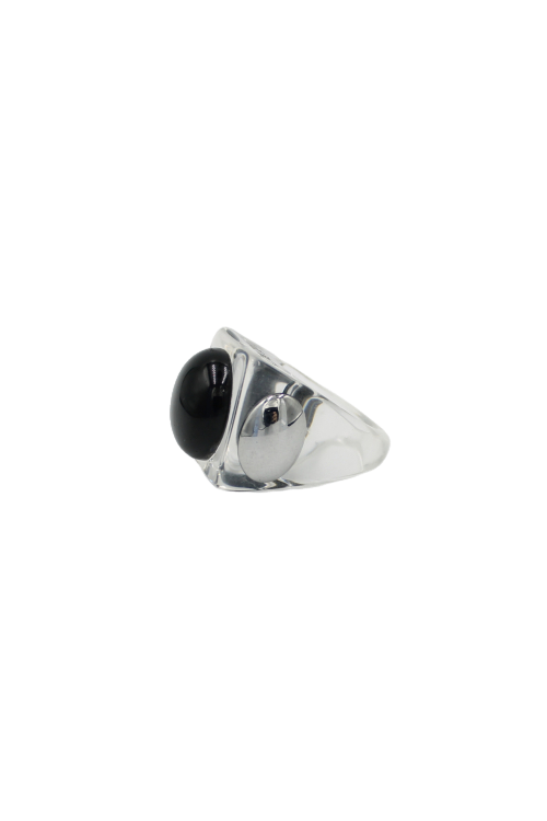 The Miss Nobody transparent/black ring features a modern Estonian design with two round stones—one black, one silver—set side by side on a sleek silver band, shown against a plain white background for a distinctive look. Gate21.ee