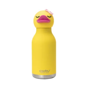 The Ducky Bestie - 740ml is a yellow ASOBU water bottle with a duck-head lid featuring closed eyes, a pink beak, and a pink bow. The asobu logo is near the base on its metallic bottom. Gate21.ee