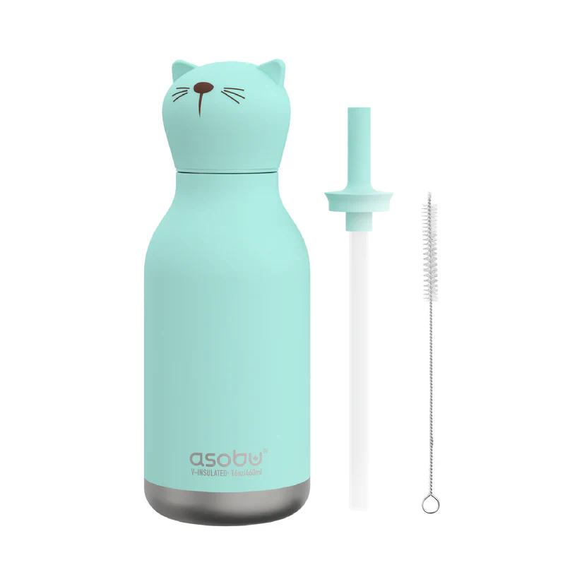 The Kitty Bestie - 740ml is a light blue insulated bottle with a cat-shaped lid, shown with a detachable straw and cleaning brush on a white background. The asobu brand name appears near the base. Gate21.ee