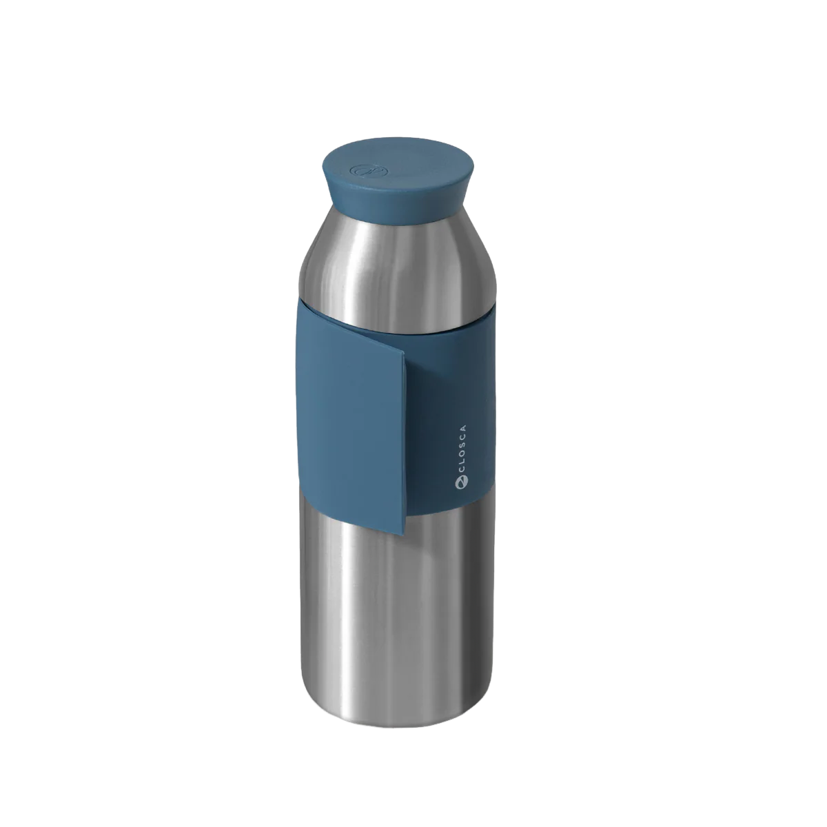 The Closca Wave - Metal Abyss is a stainless steel bottle featuring a blue lid and a matching blue silicone grip band on the upper section, displayed against a plain white background. Gate21.ee