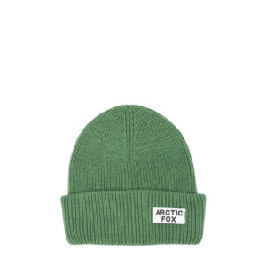 The Recycled Bottle Beanie - Forest Fern is a green knitted beanie with a folded brim and a white rectangular ARCTIC FOX patch on the front. Ideal for Arctic Fox fans, it stands out against a plain white background. Gate21.ee