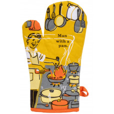 The “Man with a pan - Oven Glove” by BlueQ is yellow and features an illustration of a man cooking on the cooker, with pans hanging overhead and a flaming pan among several pots and pans, along with the words “Man with a pan.”. Gate21.ee