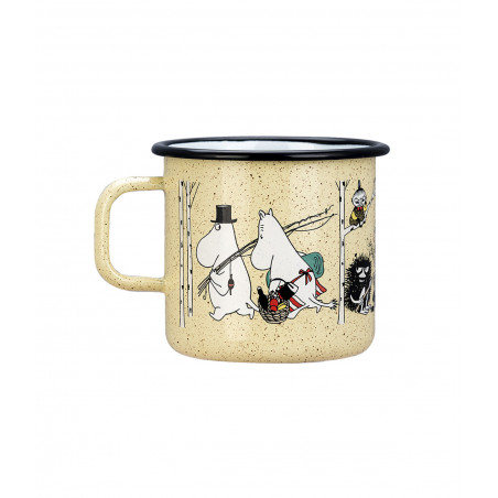 The Campers - Moomin enamel mug 8dl is a cream-coloured enamel mug with a black rim, decorated with charming cartoon characters—including two white, hippo-like figures carrying a basket and other small creatures in a whimsical forest scene—making it the ideal choice for campers who love adventure. Gate21.ee